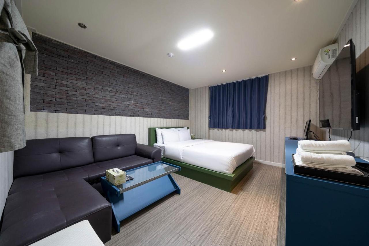 Galleria Hotel ثووان الغرفة الصورة